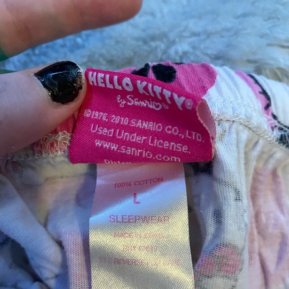 hello kitty pajama shorts - Picture 3 of 3